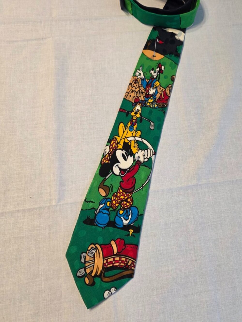 Mickey Mouse and Friends Silk Mens Tie Golf Goofy Pluto Disney Store Vintage